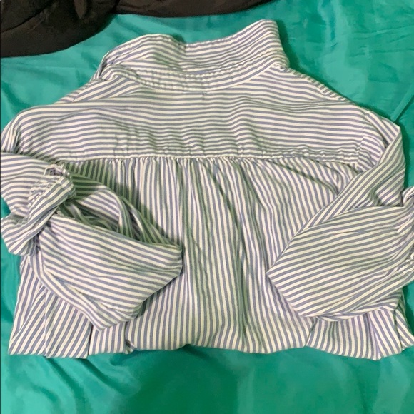 Old navy button up - Picture 4 of 4